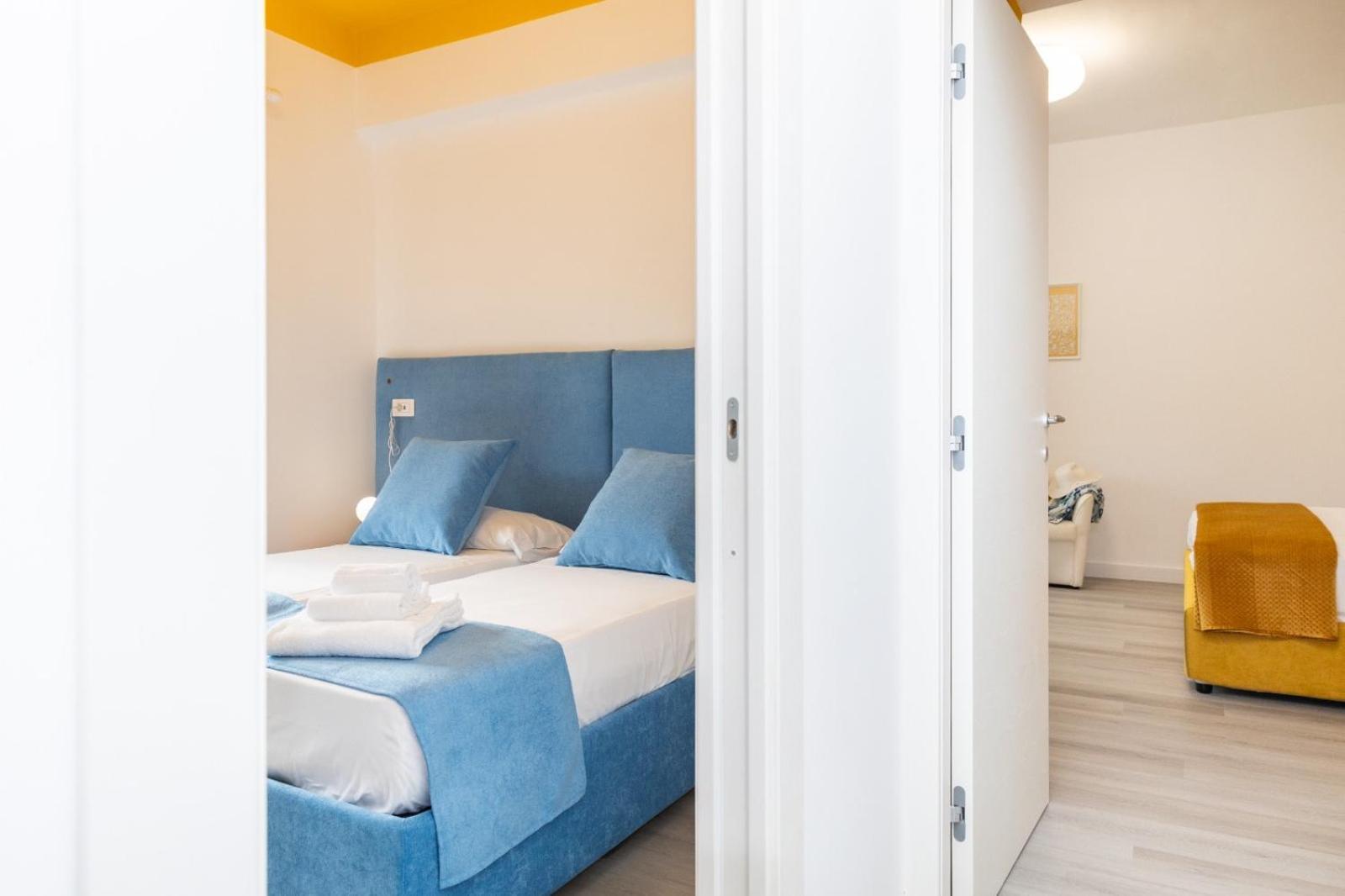 Sunny Flat Apartment ซอร์เรนโต ภายนอก รูปภาพ
