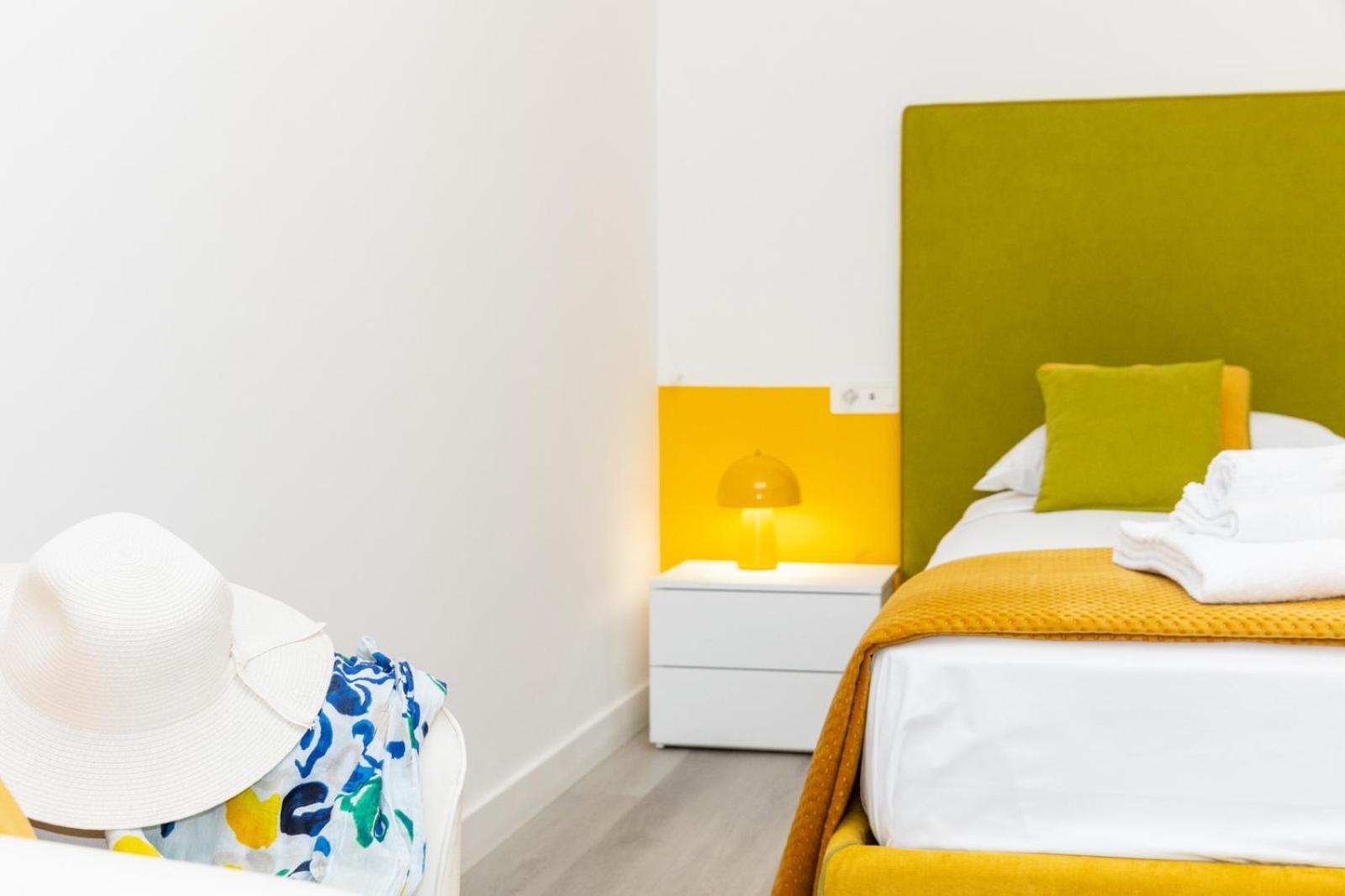 Sunny Flat Apartment ซอร์เรนโต ภายนอก รูปภาพ